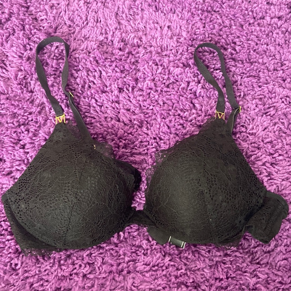VIctorias Secret Bra